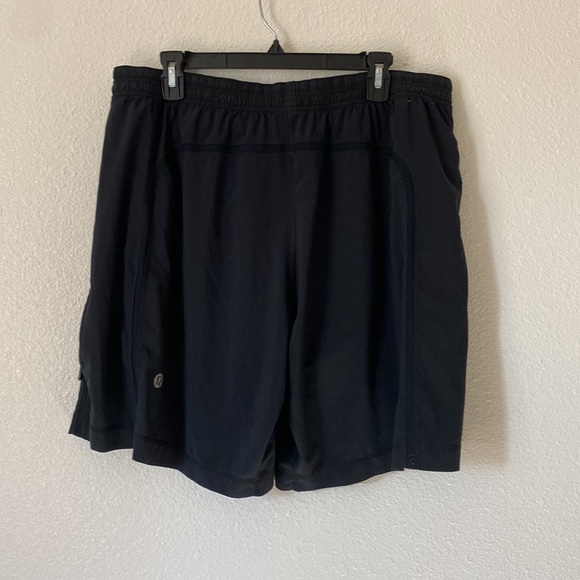 LULULEMON mens shorts with liner xxl - Picture 5 of 8
